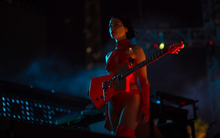 St. Vincent at Coachella 2018 - photographed with a Sony a7R III - Sigma 85mm f/1.4 Art - Sigma MC‑11 Mount Converter